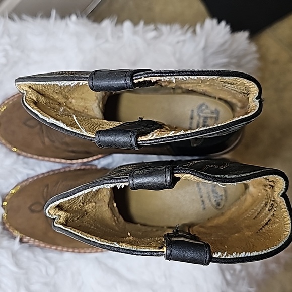 Justin Cowgirl Boots - Picture 8 of 10